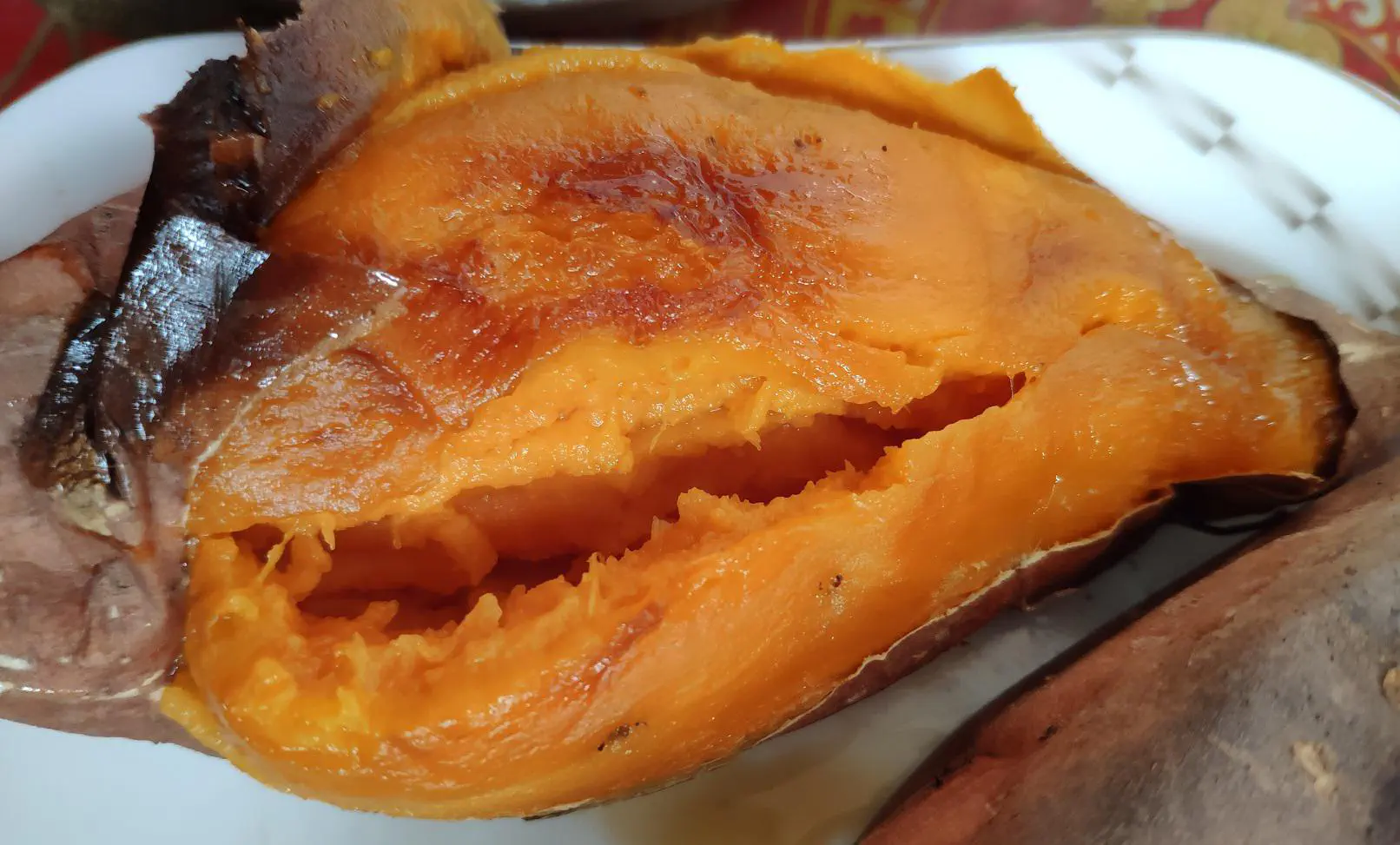 出炉 /posts/life/bake-sweet-potato/ex_7_hu60e7dafa80fb85a2a97e9f7917d20c8c_177567_1612x973_resize_q75_h2_box.webp
